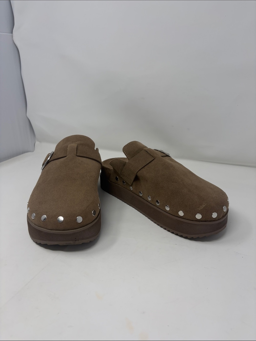 JF Tan Faux Suede  Studded Slip-On Clogs Size 9 Excellent Condition